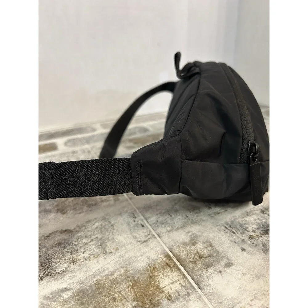 ADIDAS Sport Active Designer Fanny Pack Adjustable Waist Travel Shoulder Bag